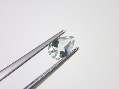 gBE-140　グリーンベリル　0.28ct
