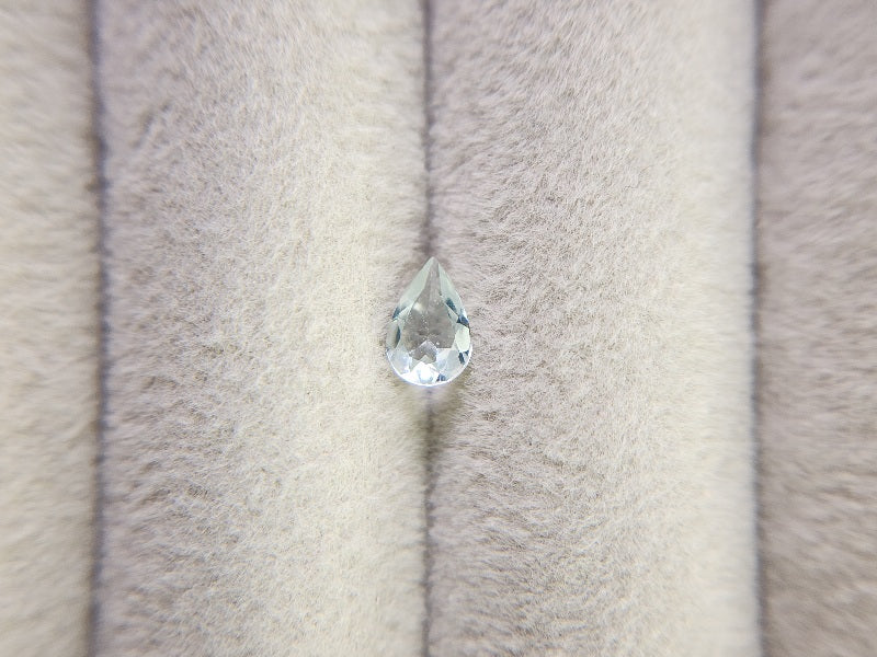 gBE-136　グリーンベリル　0.29ct