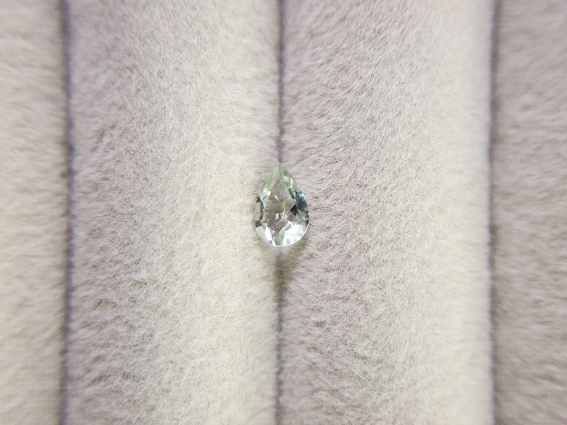 gBE-137　グリーンベリル　0.29ct