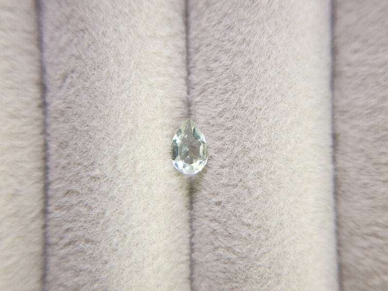 gBE-138　グリーンベリル　0.29ct