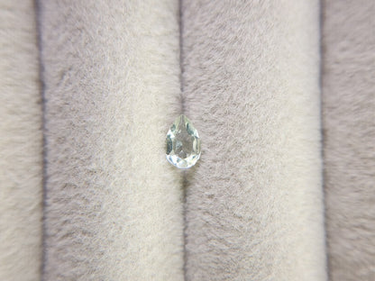 gBE-138　グリーンベリル　0.29ct