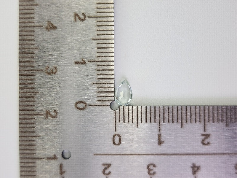 gBE-140　グリーンベリル　0.28ct