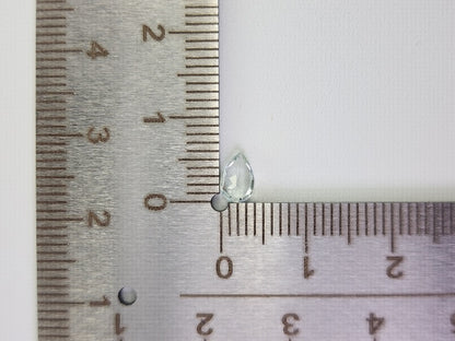 gBE-140　グリーンベリル　0.28ct
