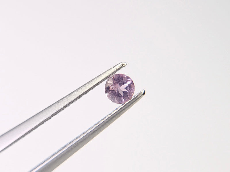 【500円均一】8/24新着！　スピネル　0.18ct　4