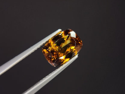 SPH-19　スフェーン　2.41ct