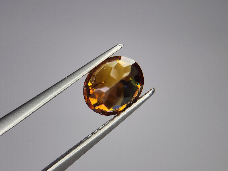 SPH-23　スフェーン　1.71ct