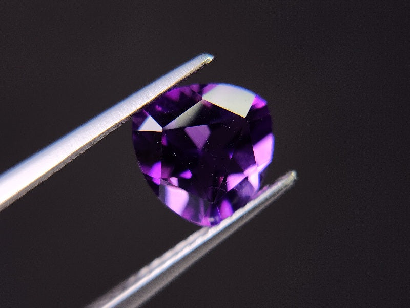 AM-86　アメジスト　1.79ct