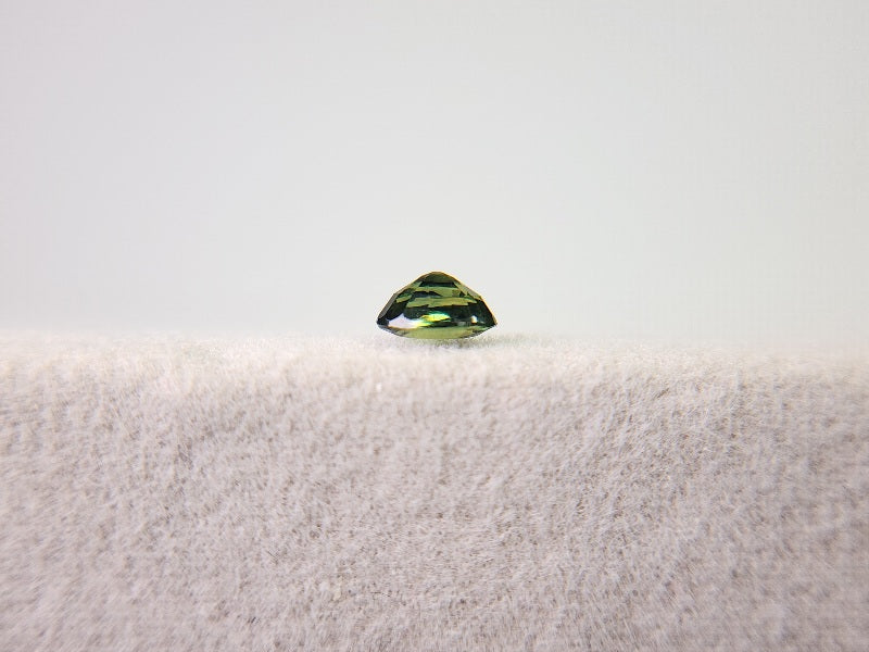 gSA-10　グリーンサファイア　0.24ct