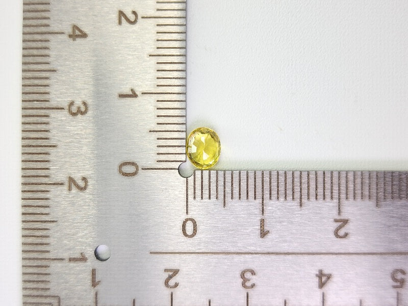 yeSA-4　イエローサファイア　0.68ct