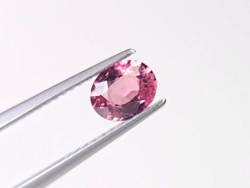 MYGA-11　マラヤガーネット　0.91ct