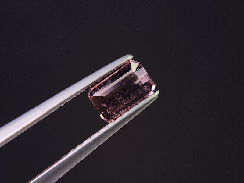 TRM-2　トルマリン　0.69ct