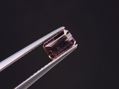 TRM-2　トルマリン　0.69ct
