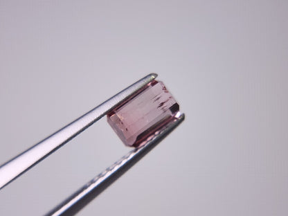 TRM-2　トルマリン　0.69ct