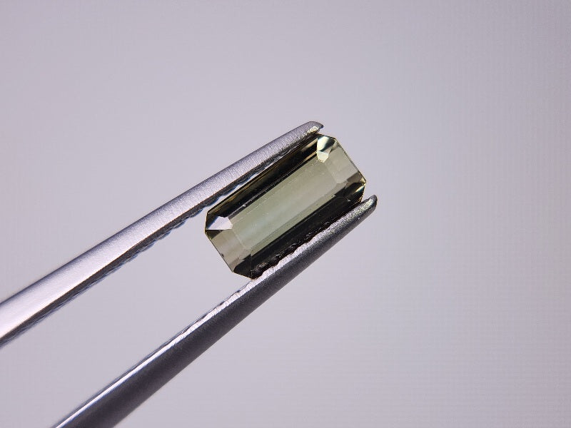 TRM-3　トルマリン　0.67ct