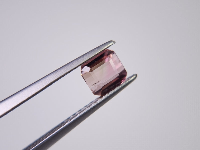 TRM-4　トルマリン　0.70ct