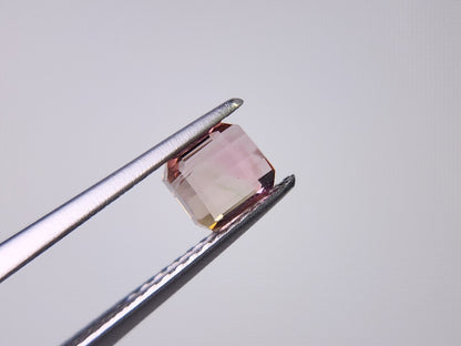 TRM-4　トルマリン　0.70ct