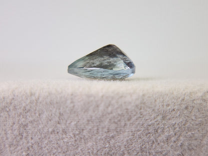 MAQ-1　モスアクアマリン　0.96ct