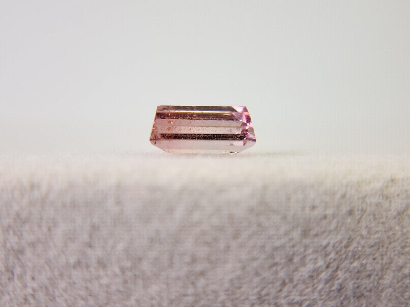TRM-2　トルマリン　0.69ct