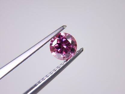 piMOI-6　合成ピンクモアッサナイト　0.46ct