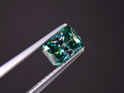 gMOI-2　合成グリーンモアッサナイト　0.94ct