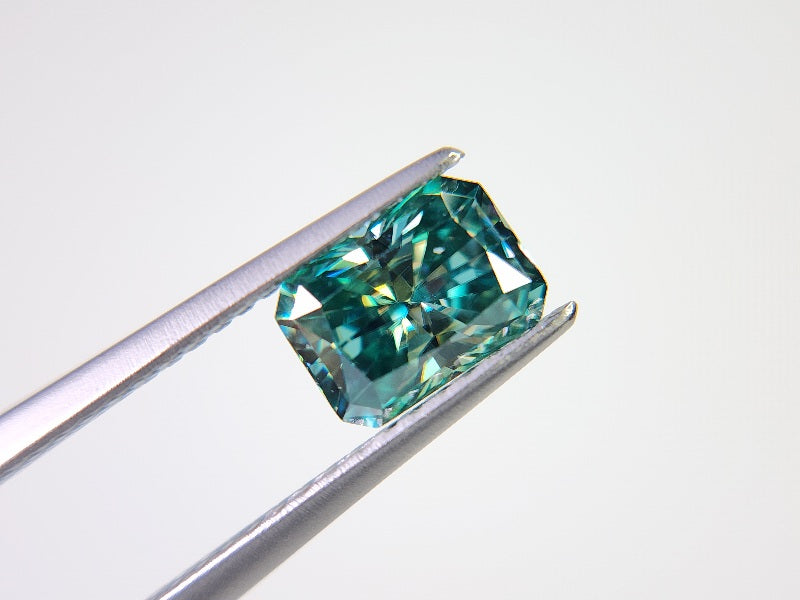 gMOI-3　合成グリーンモアッサナイト　0.93ct