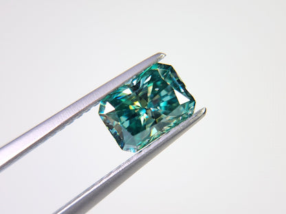 gMOI-3　合成グリーンモアッサナイト　0.93ct