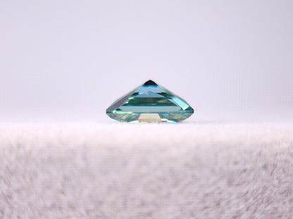 gMOI-3　合成グリーンモアッサナイト　0.93ct