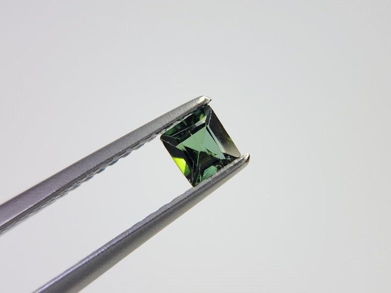 【500円均一】8/31新着！　トルマリン　0.25ct　4