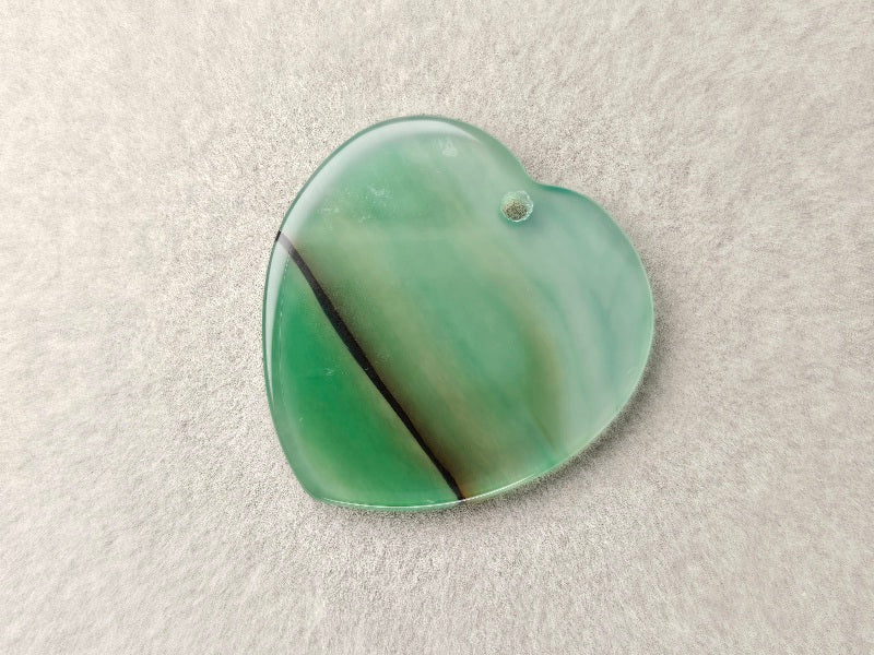 ME-7　瑪瑙(穴あき)　16.49ct
