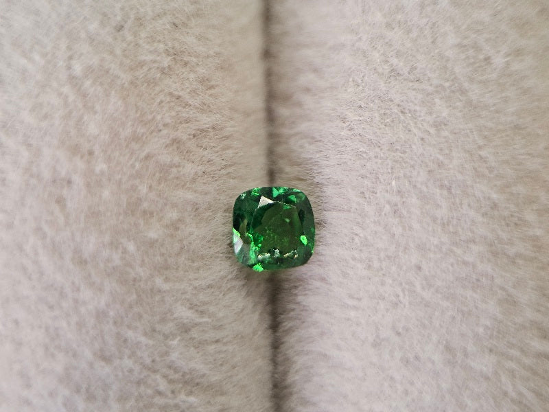 TSV-66　ツァボライト　0.18ct