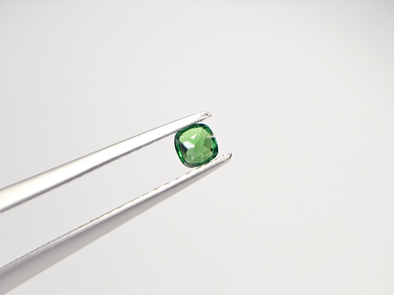 TSV-69　ツァボライト　0.14ct