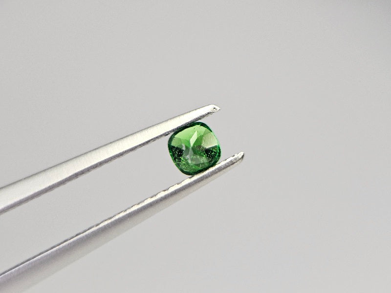 TSV-70　ツァボライト　0.18ct