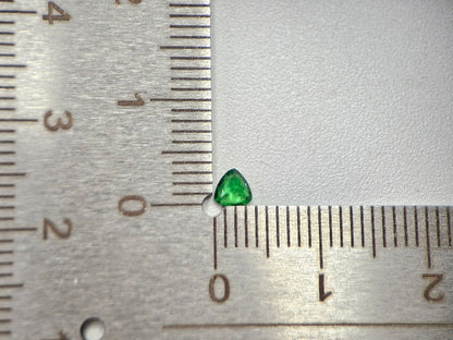 TSV-76　ツァボライト　0.18ct
