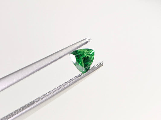 TSV-77　ツァボライト　0.18ct