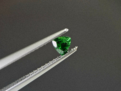 TSV-77　ツァボライト　0.18ct