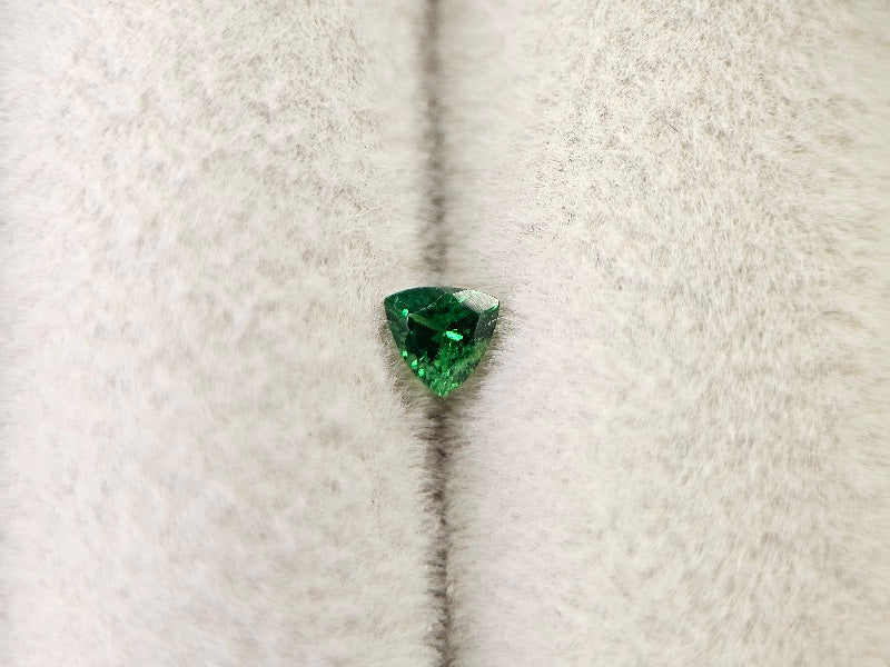 TSV-77　ツァボライト　0.18ct