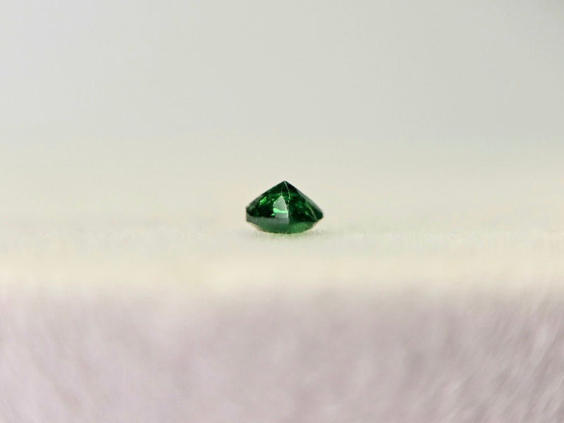 TSV-96　ツァボライト　0.13ct