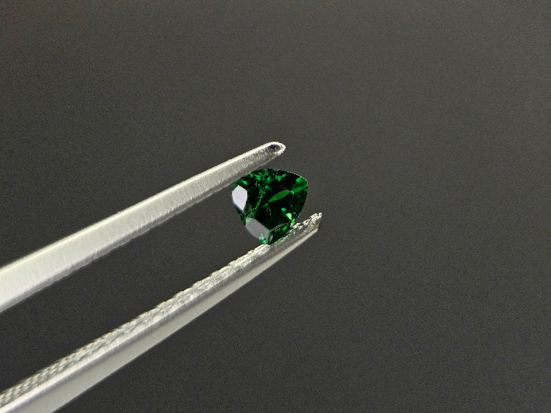 TSV-99　ツァボライト　0.12ct