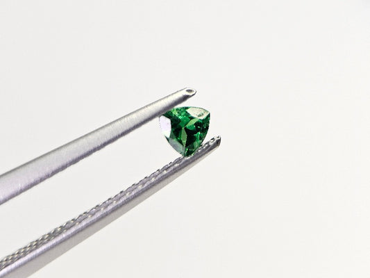 TSV-100　ツァボライト　0.11ct