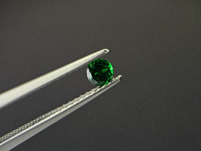 TSV-8　ツァボライト　0.22ct