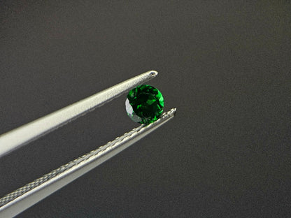 TSV-8　ツァボライト　0.22ct