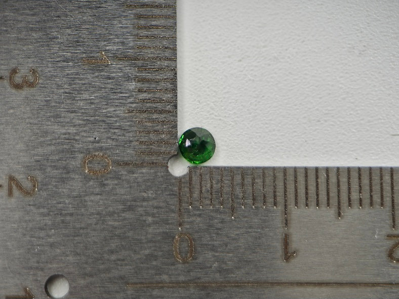 TSV-9　ツァボライト　0.22ct