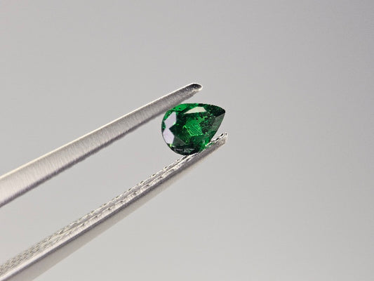 TSV-27　ツァボライト　0.18ct