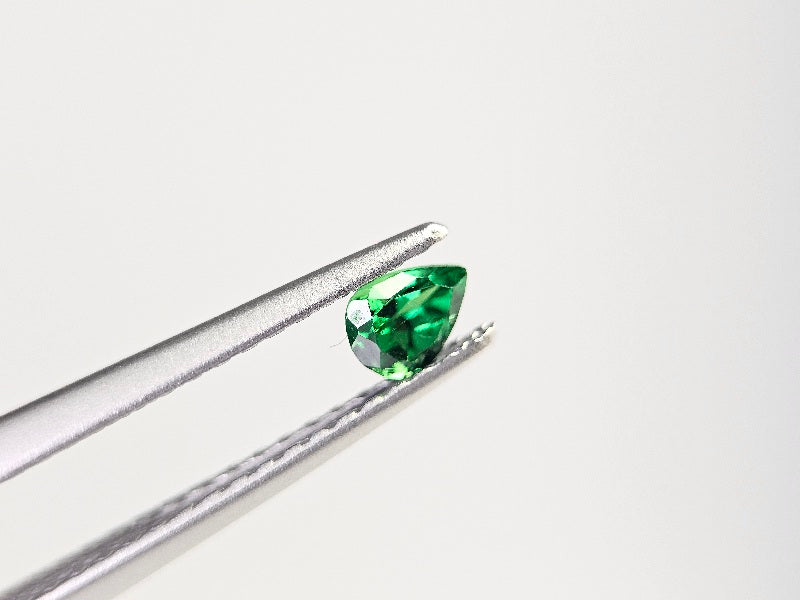 TSV-26　ツァボライト　0.18ct