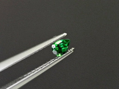 TSV-26　ツァボライト　0.18ct