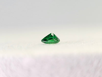 TSV-28　ツァボライト　0.18ct