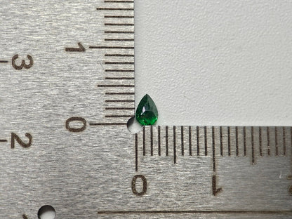 TSV-28　ツァボライト　0.18ct