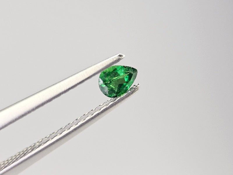 TSV-30　ツァボライト　0.17ct