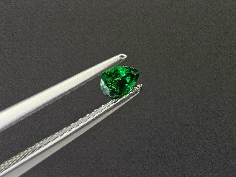 TSV-30　ツァボライト　0.17ct