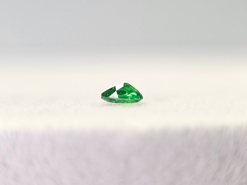 TSV-30　ツァボライト　0.17ct